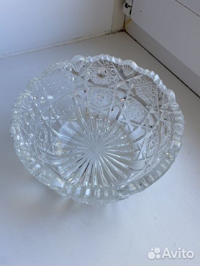 Хрустальная ваза