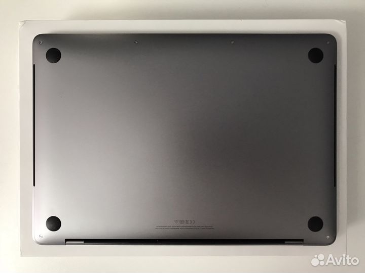 Macbook Pro 13 2020 A2251 i5/16gb/512gb разбор