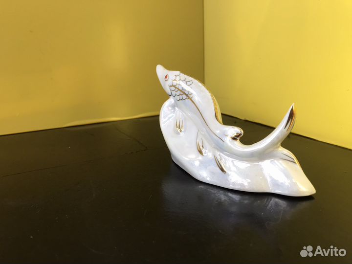 Z.5997 фарфоровая статуэтка «Осетр»