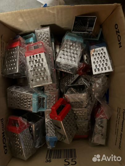 Терки для чеснока и орехов на магните