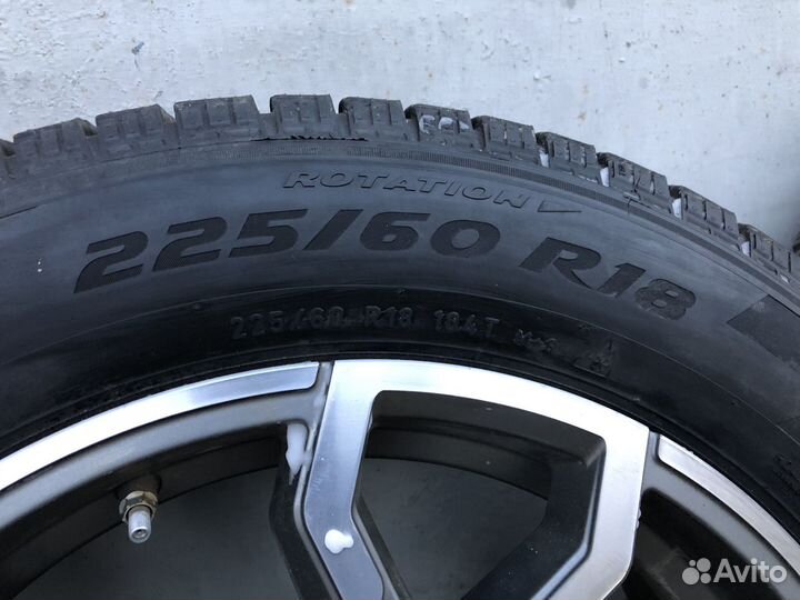 R18 Pirelli P Zero Noise cancelling system 225/60, PCD 5x112 DIA 66.6