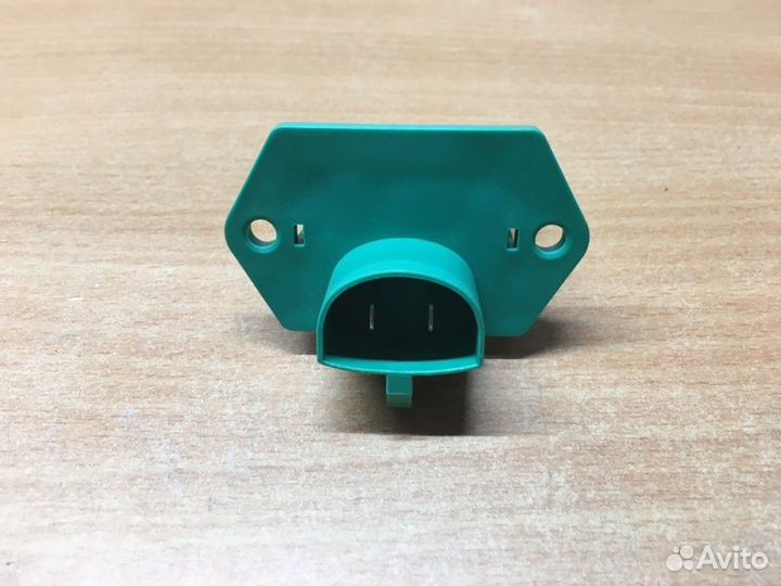 Резистор вентилятора охлаждения Ford Fusion CBK