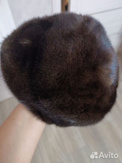 Берет из норки коричневый