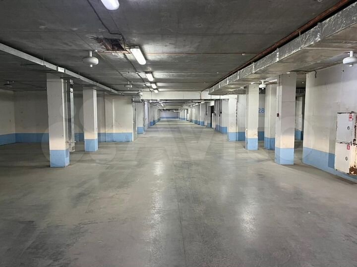 Машиноместо, 18 м²