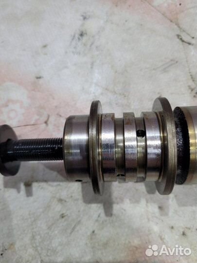 Распредвал Toyota Camry ASV50 2AR-FE 2012