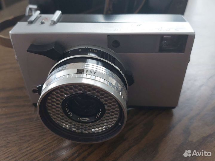 Пленочный фотоаппарат