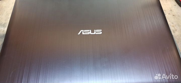 Ноутбук asus