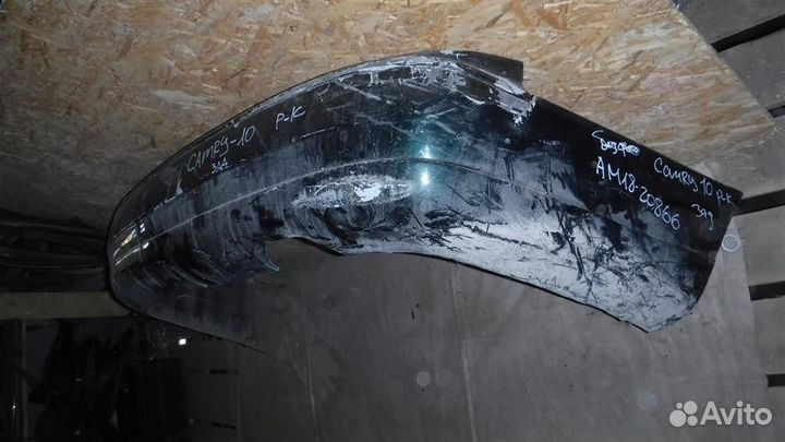 Бампер задний Toyota Camry XV10 1991-1996