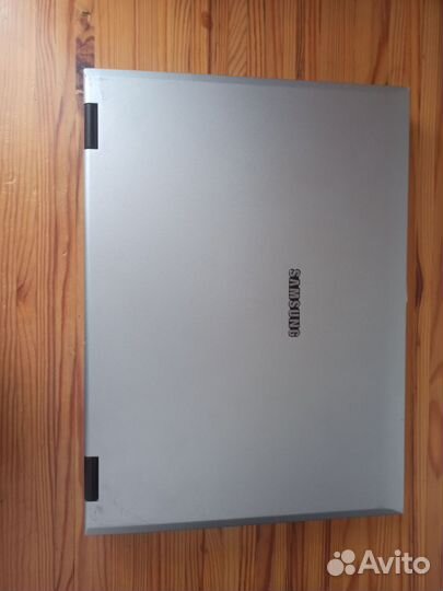 Ноутбук samsung