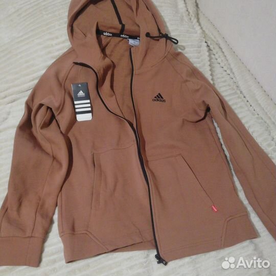 Костюм женский