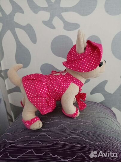 Собачка Chi Chi love в одежде с сумочкой