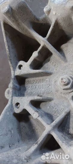 Кронштейна АКПП на Audi A5