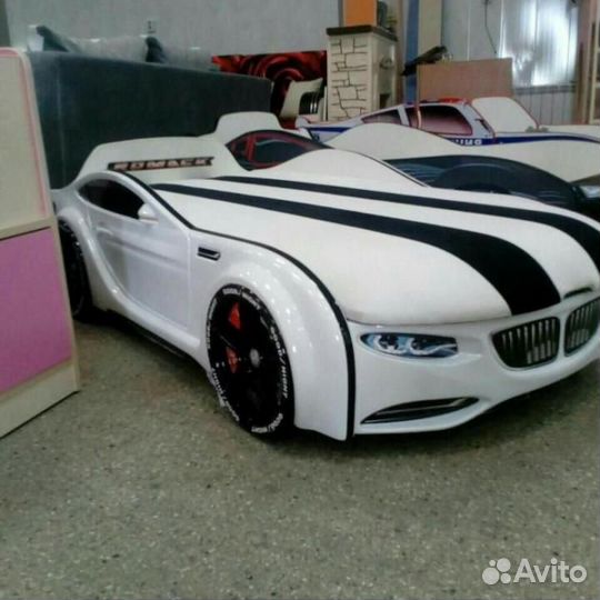 Кровать-машина детская