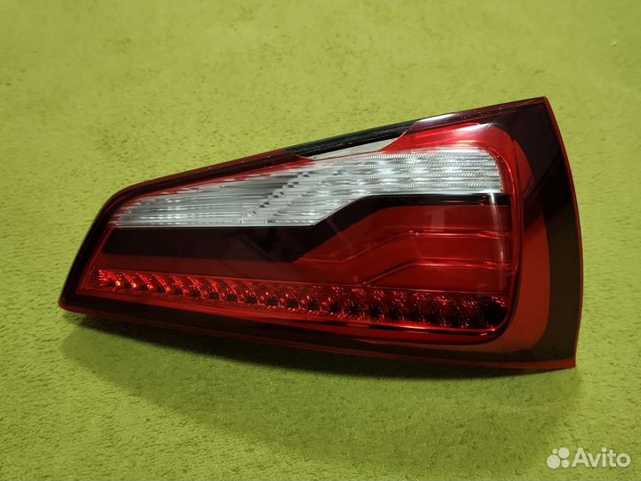 Фонарь задний левый Audi A1