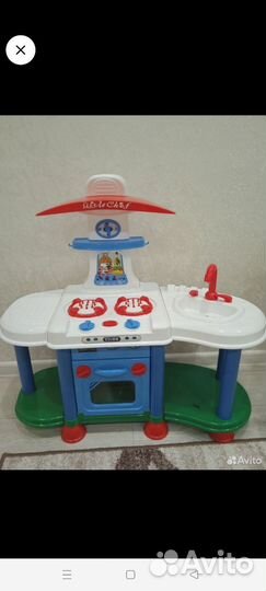 Детская игровая кухня с водой