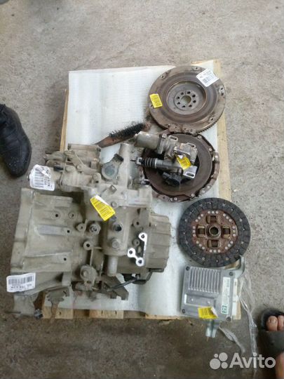 Робот toyota corolla yaris verso бензин