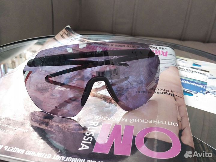 Tommy hilfiger солнцезащитные очки