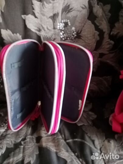 Школьный рюкзак и пенал