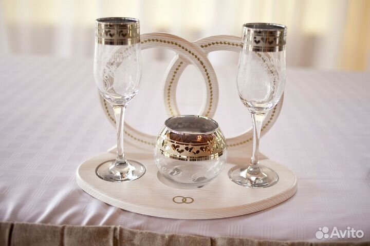 Свадебные бокалы