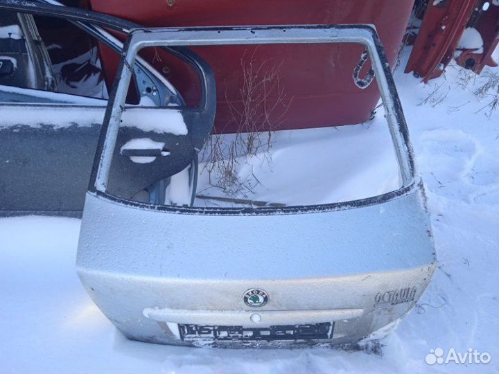 Крышка багажника Skoda Octavia