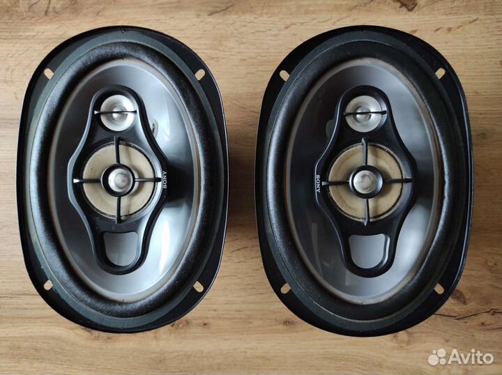 Автомобильные колонки Sony