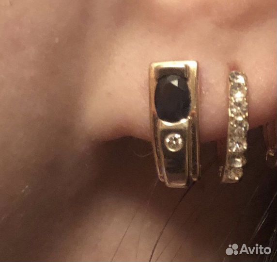 Золотые серьги с бриллиантами и сапфирами