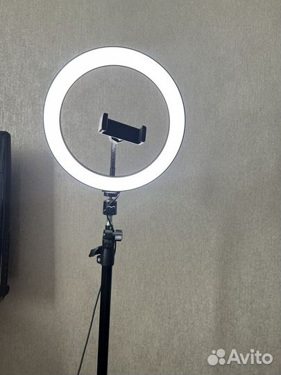 Кольцевая лампа