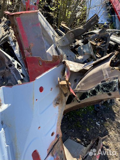 Форд Транзит 00-05 правый лонжерон