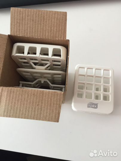 Держатель для твёрдого освежителя