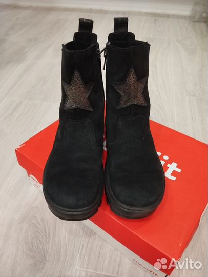 Сапожки для девочки