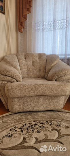 Диван и 2 кресла