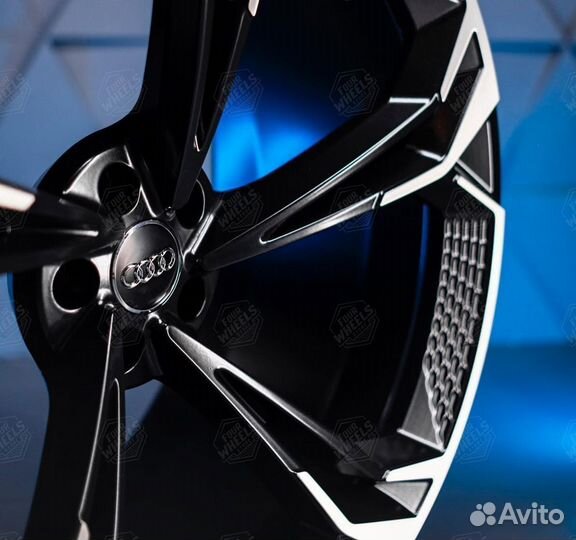 Кованые диски Audi RS6 RS7 R22
