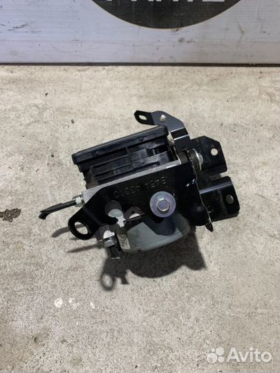 Блок управления тормозами/насос ABS Mazda Mazda3