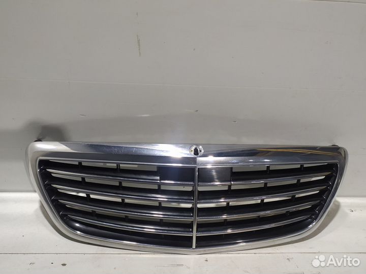 Решетка радиатора Mercedes-Benz S-Class