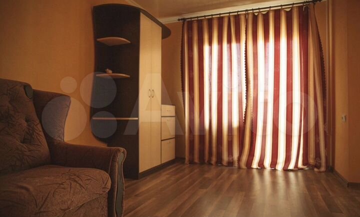 Комната 36 м², 1/2 эт.