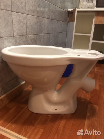 Унитаз новый без бачка