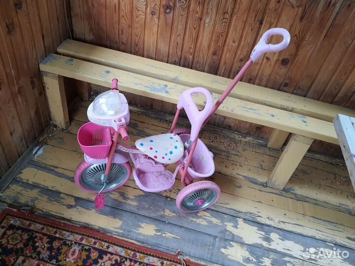 Детский трехколесный велосипед