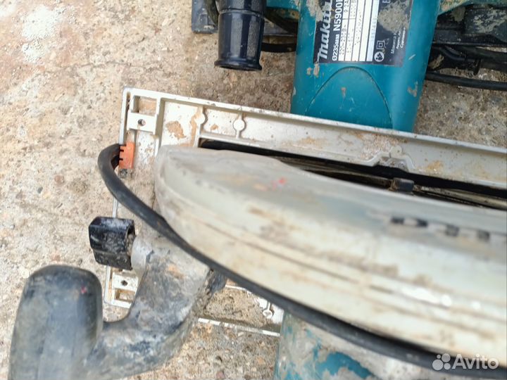 Ручная циркулярная пила Makita 5903R