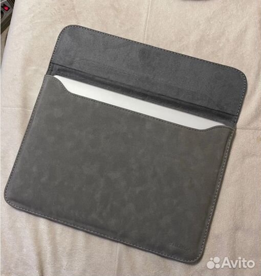 Магнитный чехол для MacBook M1