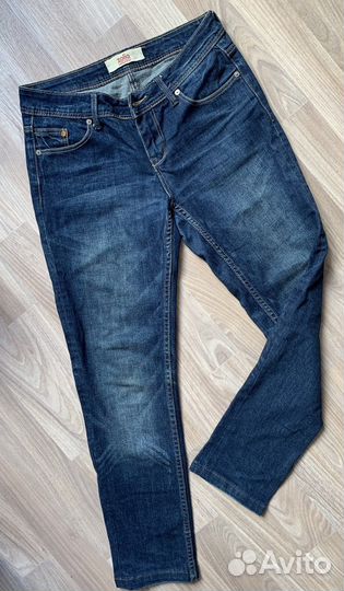 Джинсы