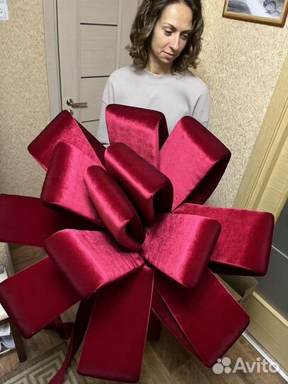 Роскошный бант на автомобиль, в аренду