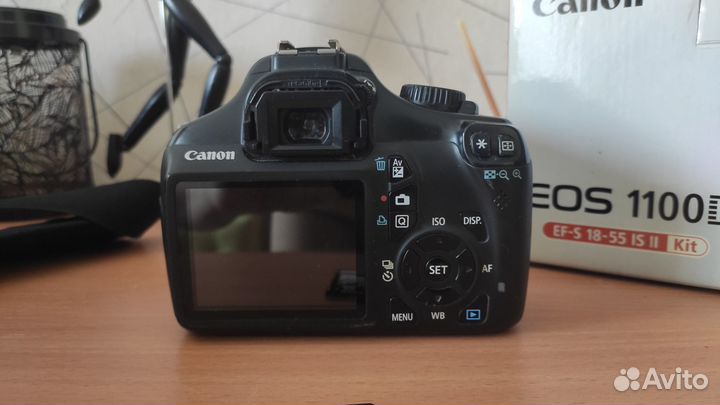 Фотоаппарат Canon EOS1100D, сумка, объектив