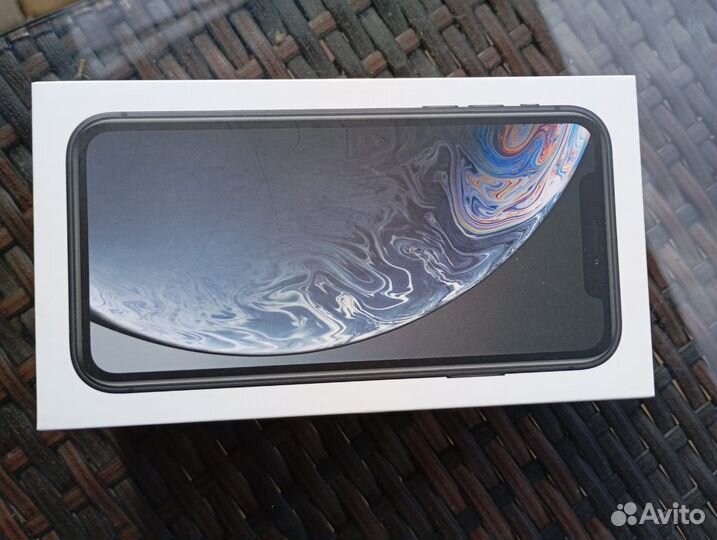 iPhone Xr, 64 ГБ