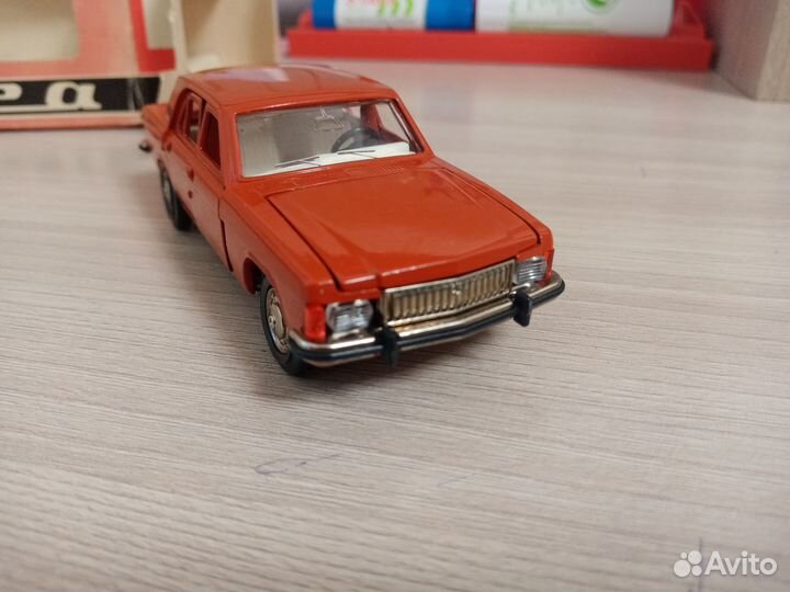 Модель Волги 3102 1:43