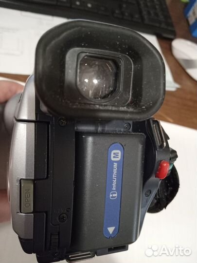 Продаётся японская камера Sony DCR-TRV147E