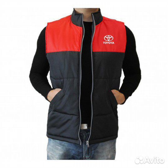 Жилетка Тойота Toyota утеплённая чёрный с красным