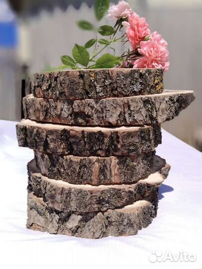 Дубовые спилы с корой