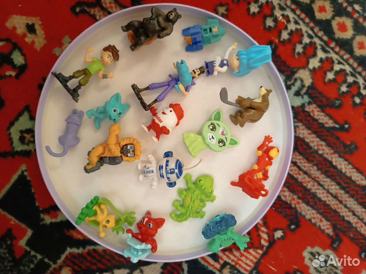 Игрушки из киндера