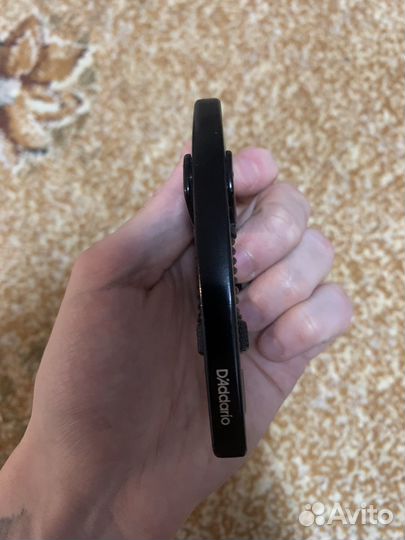 Каподастр для гитары Daddario