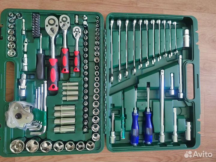 Набор инструментов 121 предмет